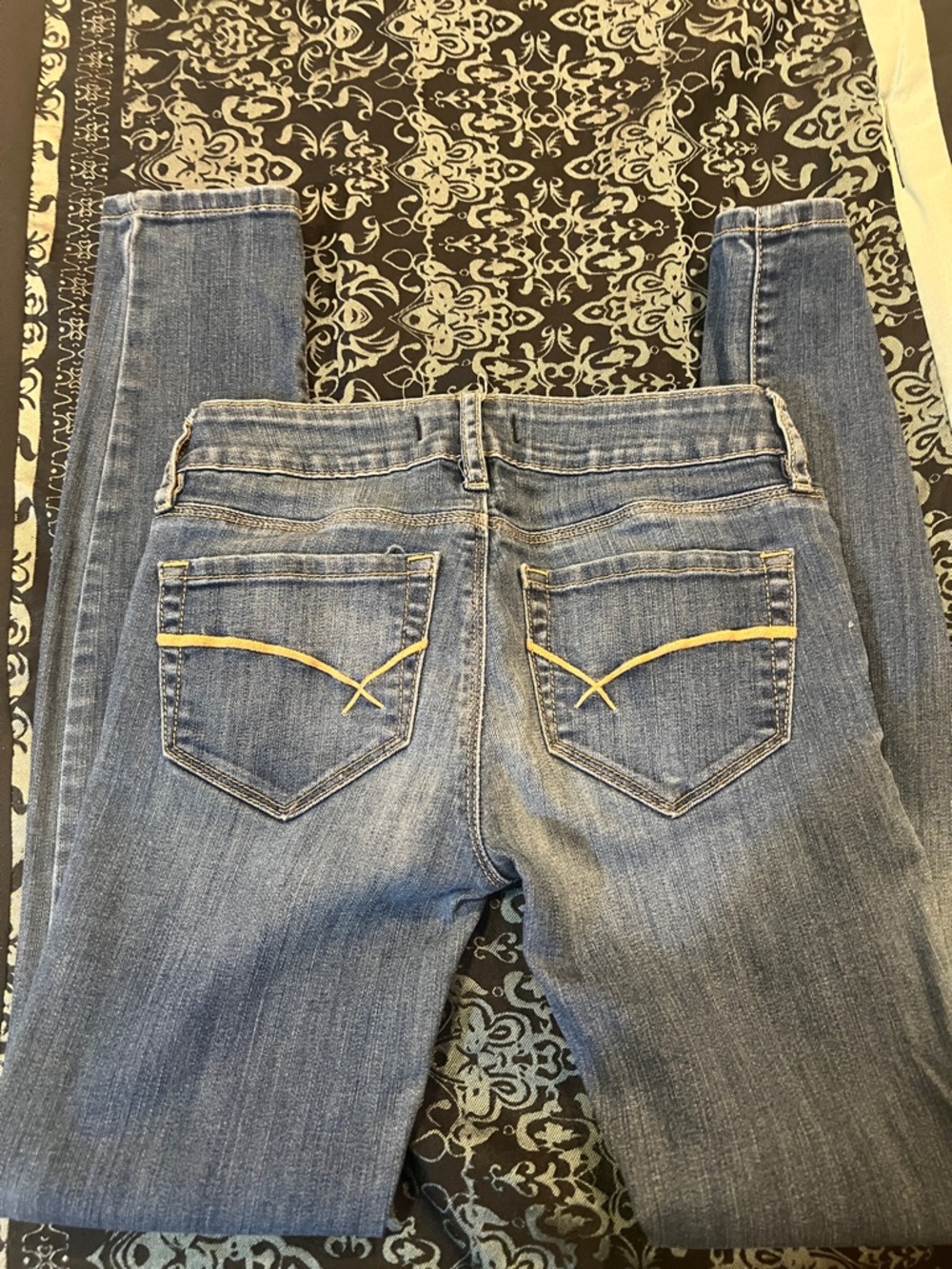 Bullhead Light Blue Women's Skinny Jeans - Picture 5 of 6